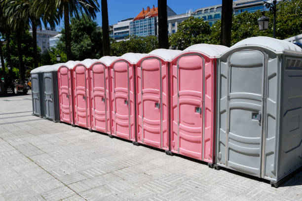 Best VIP or Luxury Restroom Trailers  in Lititz, PA